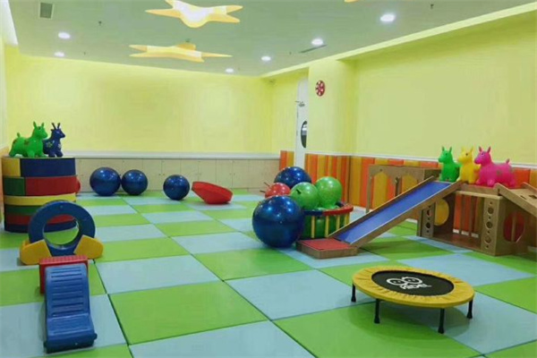 爱怡宝贝早教中心